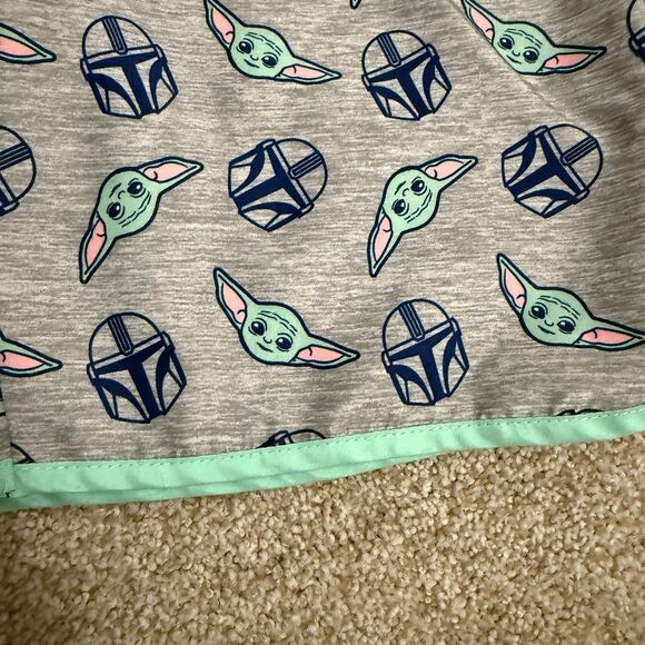 Star Wars Mandalorian Swim Trunks Grogu Baby Yoda Size Boy's Large Gray - Picture 5 of 8